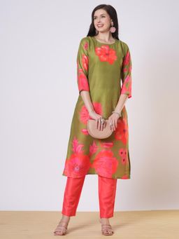 Gahan - Rayon Round Neck Floral Printed Green Kurta & Solid Pant (Set of 2)