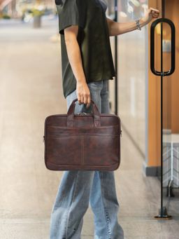 The Clownfish - 10 Litre Faux Leather 15.6 Inch Laptop Messenger Bag with Detachable Belt