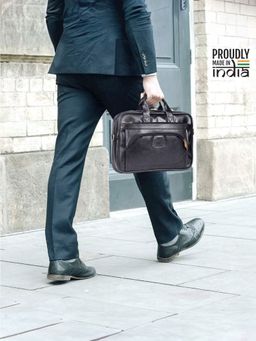 The Clownfish - 11 Litre Faux Leather 15.6 Inch Laptop Messenger Bag with Detachable Belt