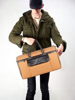 The Clownfish - 35L Faux Leather Unisex Travel Duffle Bag with Detachable Belt