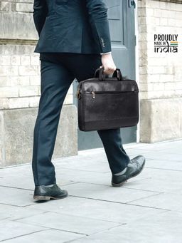 The Clownfish - Faux Leather 14 Inch Laptop Messenger Bag with Detachable Belt