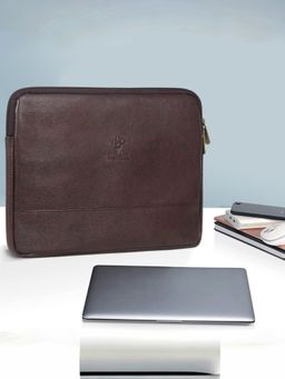 The Clownfish - Faux Leather Unisex 15.6 Inch Tablet Laptop Sleeve