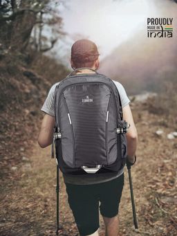 The Clownfish - Polyester 19L Unisex Travel Backpack Fits 15.6 Inch Laptop