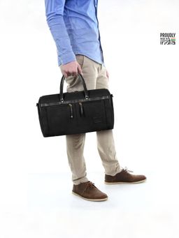 The Clownfish - 36 Litres Faux Leather Unisex Travel Duffle Bag with Detachable Belt