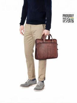 The Clownfish - Vegan Leather 10 Ltrs Unisex 14 Inch Laptop Messenger Bag with Detachable Belt