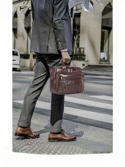 The Clownfish - Faux Leather 12 Inch Laptop Messenger Bag with Detachable Belt