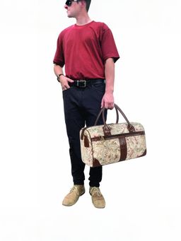 The Clownfish - 30L Unisex Travel Duffle Bag with Detachable Belt