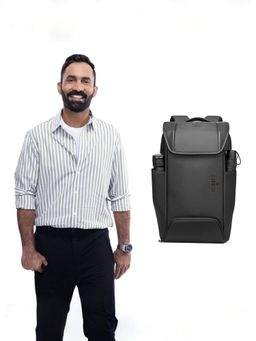 The Clownfish - Anti-Theft Unisex Laptop Backpack with USB Charging