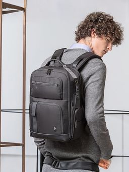 The Clownfish - 22L Unisex 15.6 Laptop Backpack
