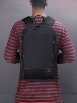 The Clownfish - 10L Unisex 15.6 Laptop Backpack