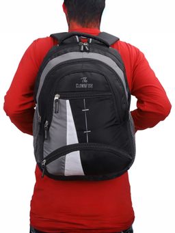 The Clownfish - Polyester 25L Unisex Travel Backpack Fits 14 Inch Laptop