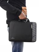 Black color option, Currently selected