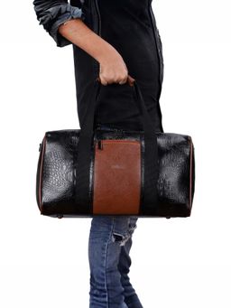 The Clownfish - 25 Litres Faux Leather Travel Duffle Bag with Detachable Belt