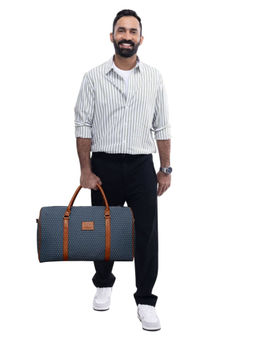 The Clownfish - 28L Travel Duffle Bag Fits 15.6 Inch Laptop with Detachable Belt