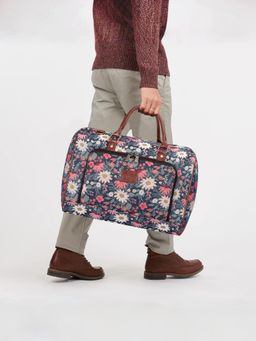 The Clownfish - 28L Travel Duffle Bag Fits 15.6 Inch Laptop with Detachable Belt