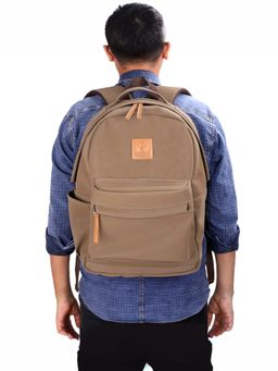 The Clownfish - Polyester 18L Unisex Travel Backpack Fits 15.6 Inch Laptop