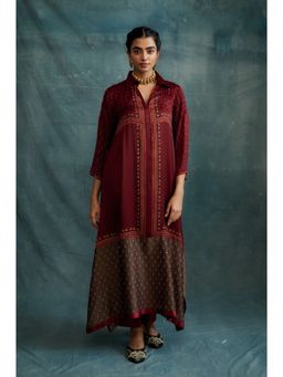 Krishna Mehta - Maroon Block Print Collar Neck Kurta