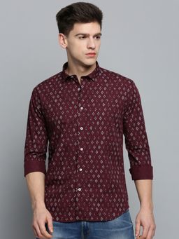 SHOWOFFFF - Mens Spread Collar Maroon Printed Shirt