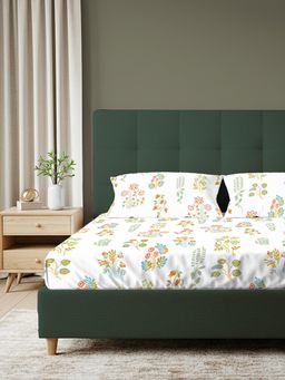 Urban Space - Serene 200 TC Cotton Bedsheet With 2 Pillow Covers - Eden White