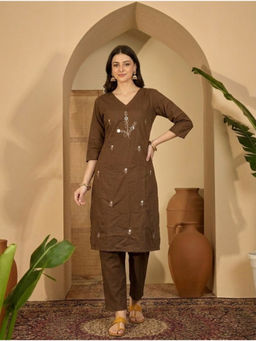 ANAISA - Brown Floral Embroidered Cotton Kurta with Pant