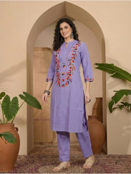 ANAISA - Women Purple Floral Embroidered Cotton Kurta with Pant