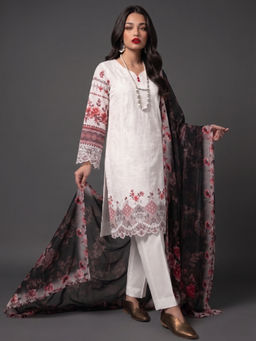 the AMANI store - White Cotton Floral Lace Detail Kurta and Pant with Dupatta