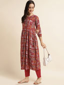 Maroon color option, Currently selected
