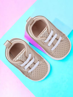Baby Moo - Dotted Breathable Lace-Up Anti-Skid Vegan Leather Sneakers - Gold