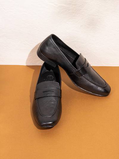 Mens Black Solid Round Toe Formal Loafers