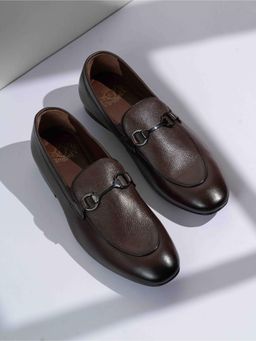 ATESBER - Mens Brown Solid Round Toe Formal Loafers