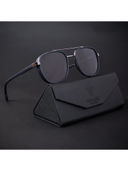 Black color option, Currently selected