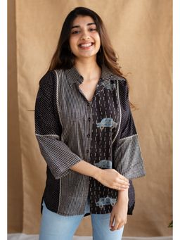 The Indian Ethnic Co. - Black Loose Ajrakh Cotton Collar Neck Shirt