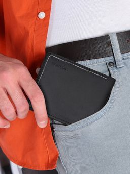 Sassora - Premium Leather Men's Pocket Friendly Bifold Rfid Wallet (M)