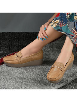 Valentino - Women Textured Stylish Loafers