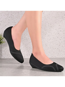 Valentino - Women Contrast-Stitch Pointed Pumps