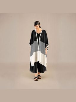 AMPM - Alaia Black Cape