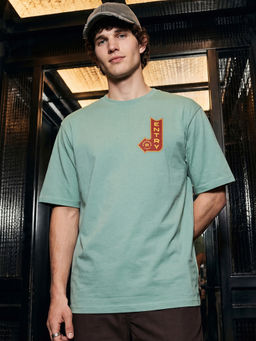 Bewakoof - Men Green Entry Typography Oversized T-shirt