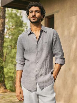 Andamen - Men Pure Linen Solid Delave Regular Fit Casual Shirt - Grey