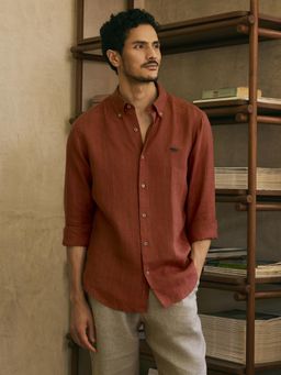 Andamen - Men Pure Linen Regular Fit Casual Shirt - Rust