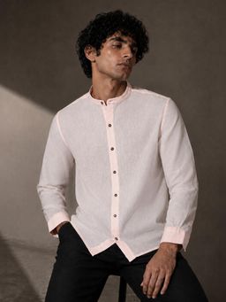 CAHOOT - Men Solid Pink Mandarin Collar Cotton Casual Shirt - Pink