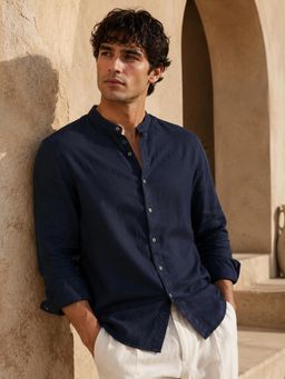 CAHOOT - Men Solid Blue Mandarin Collar Cotton Casual Shirt - Navy Blue