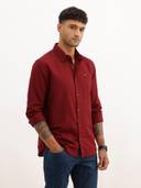 Maroon color option, Currently selected