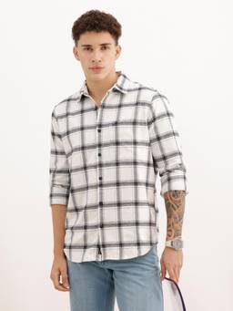 WROGN - Men Classic Slim Fit Checkered Casual Shirt - White
