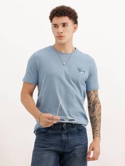 WROGN - Men Slim Fit Embroidered Patch Detail T-Shirt - Blue