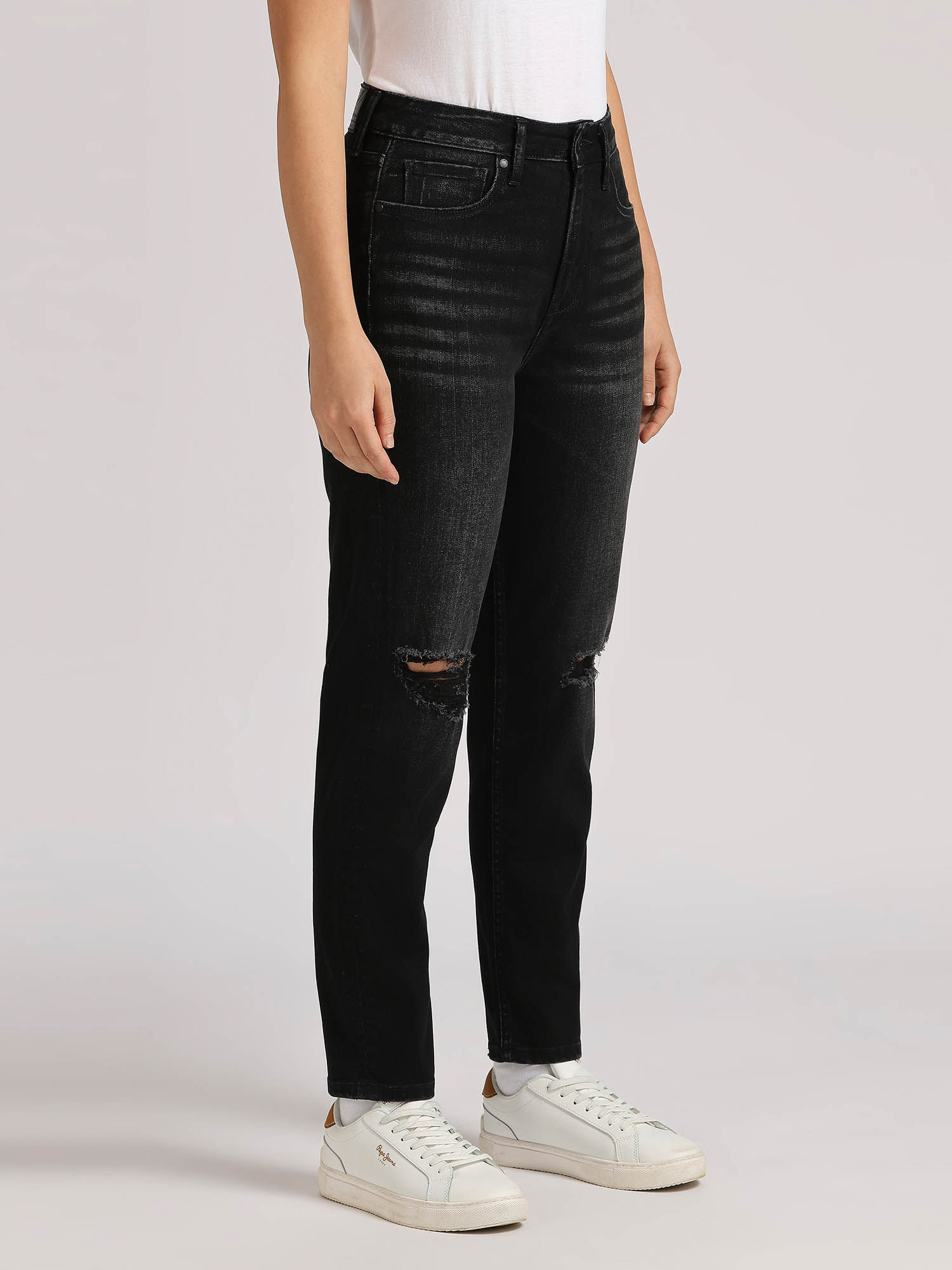 Buy Pepe Jeans Black High Waist Tapered Mom Jeans (26) Online