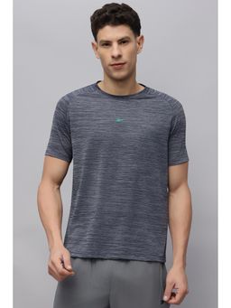 Reebok - Men Grey Textured T-shirt