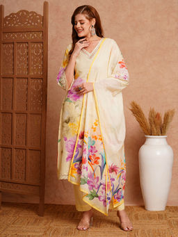 FASHOR - Floral Printed and Embroidered Straight Kurta with Pant and Dupatta (Set of 3)