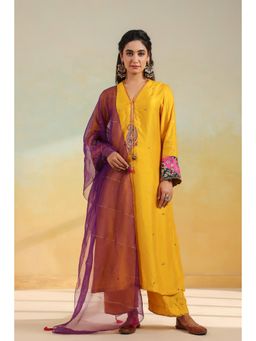 Label Niti Bothra - Yellow Paisely Gota Patti Kurta With Pant And Dupatta