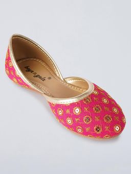 Hopscotch - Pink Sequin Embroidered Jutis