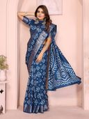 Navy Blue color option, Currently selected